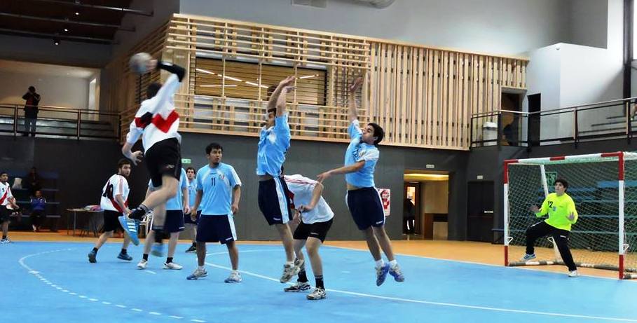 El handball copó el microestadio
